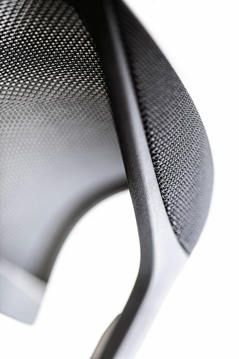 mesh-6_detail_01_800x1200-768x1152 (1)