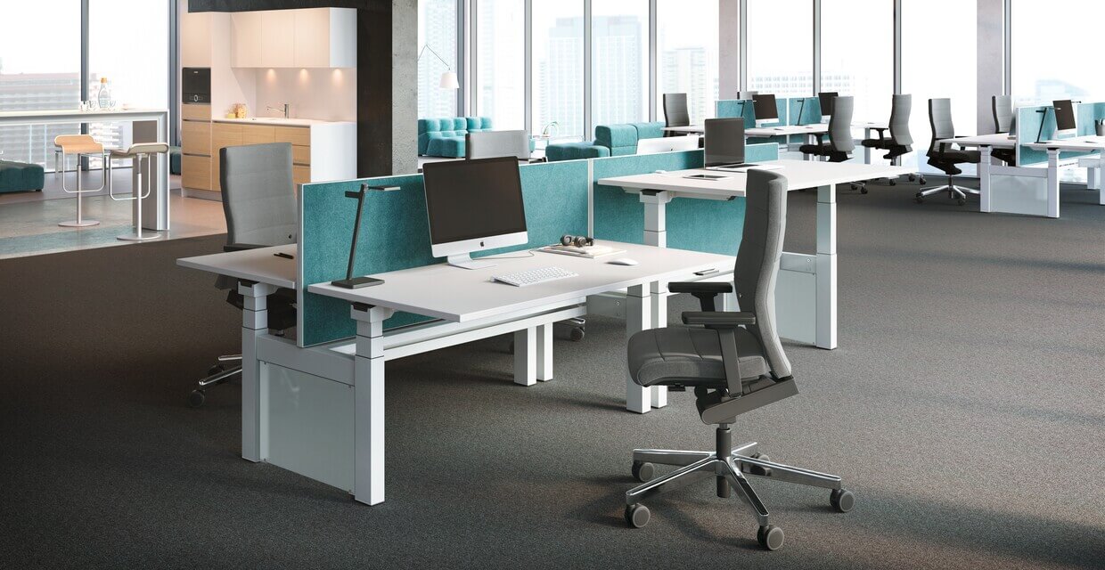 elektrisch-hoehenverstellbarer-schreibtisch-crew-bench-glas,noindex