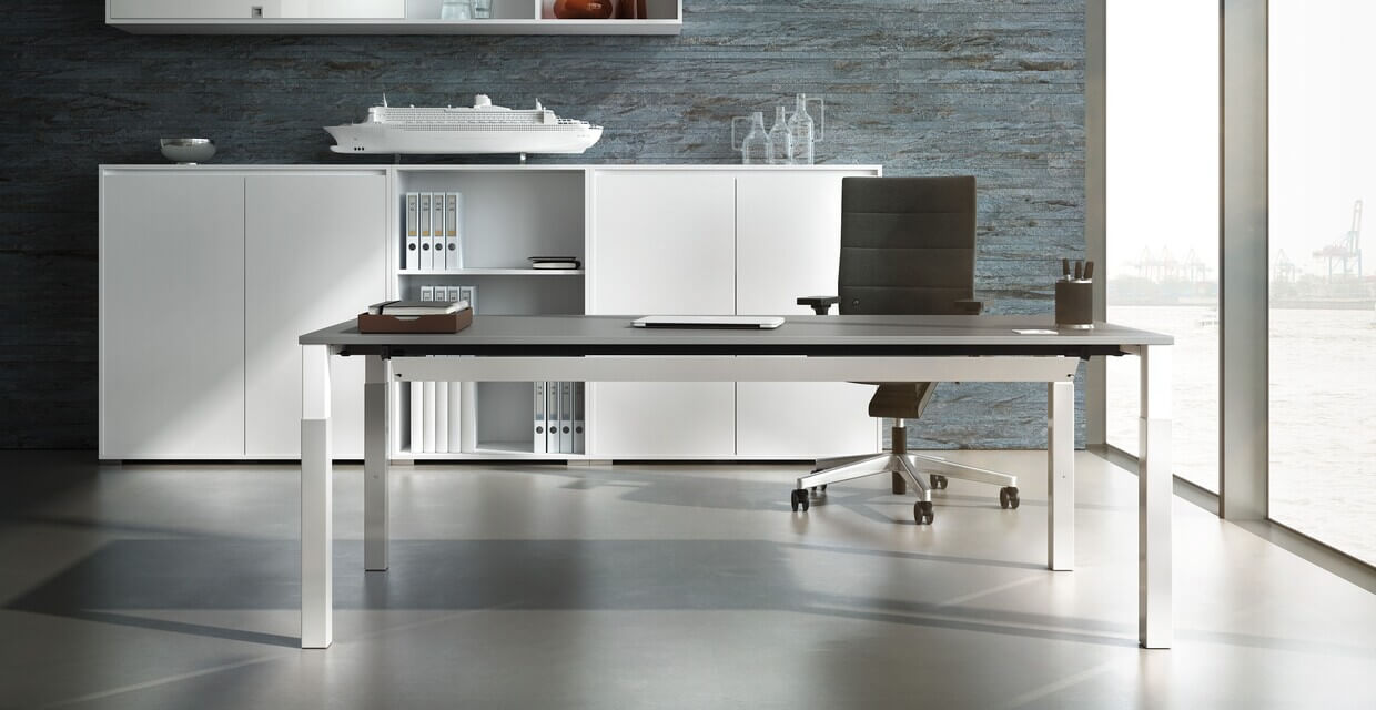 schreibtisch-systotec-quadratrohr-chefbuero-02,noindex